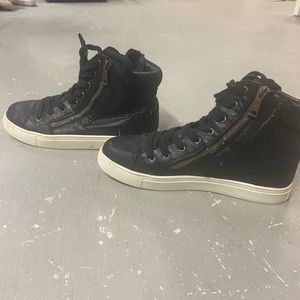 Steve Madden shoes